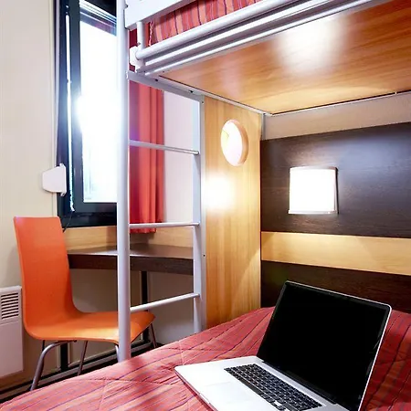 Premiere Classe Grenoble Sud - Universite